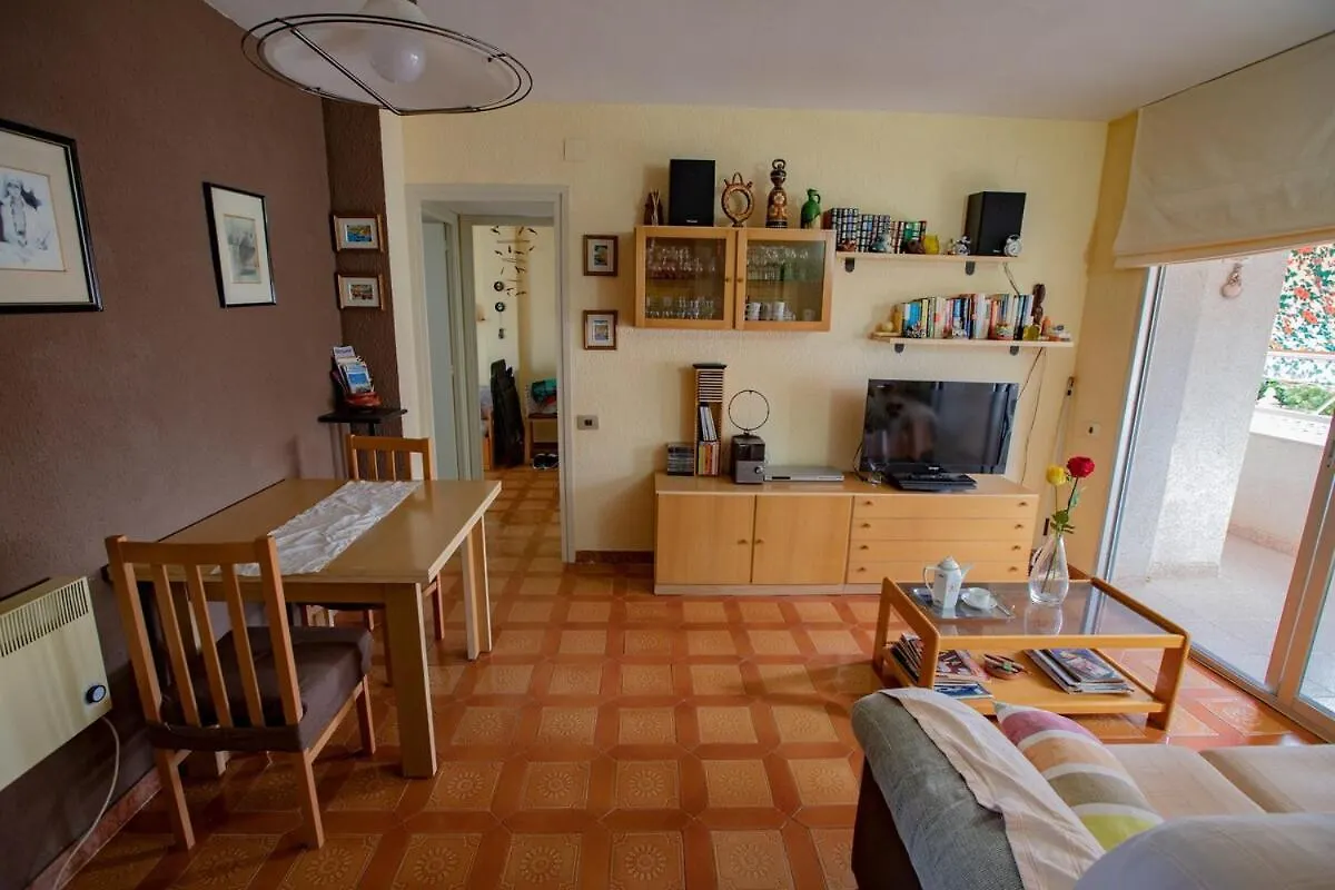 Creixell Apartment With 3 Rooms