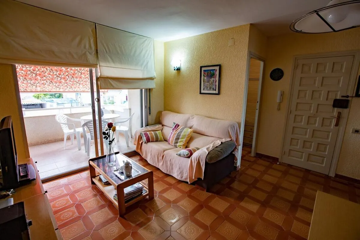 Creixell Apartment With 3 Rooms
